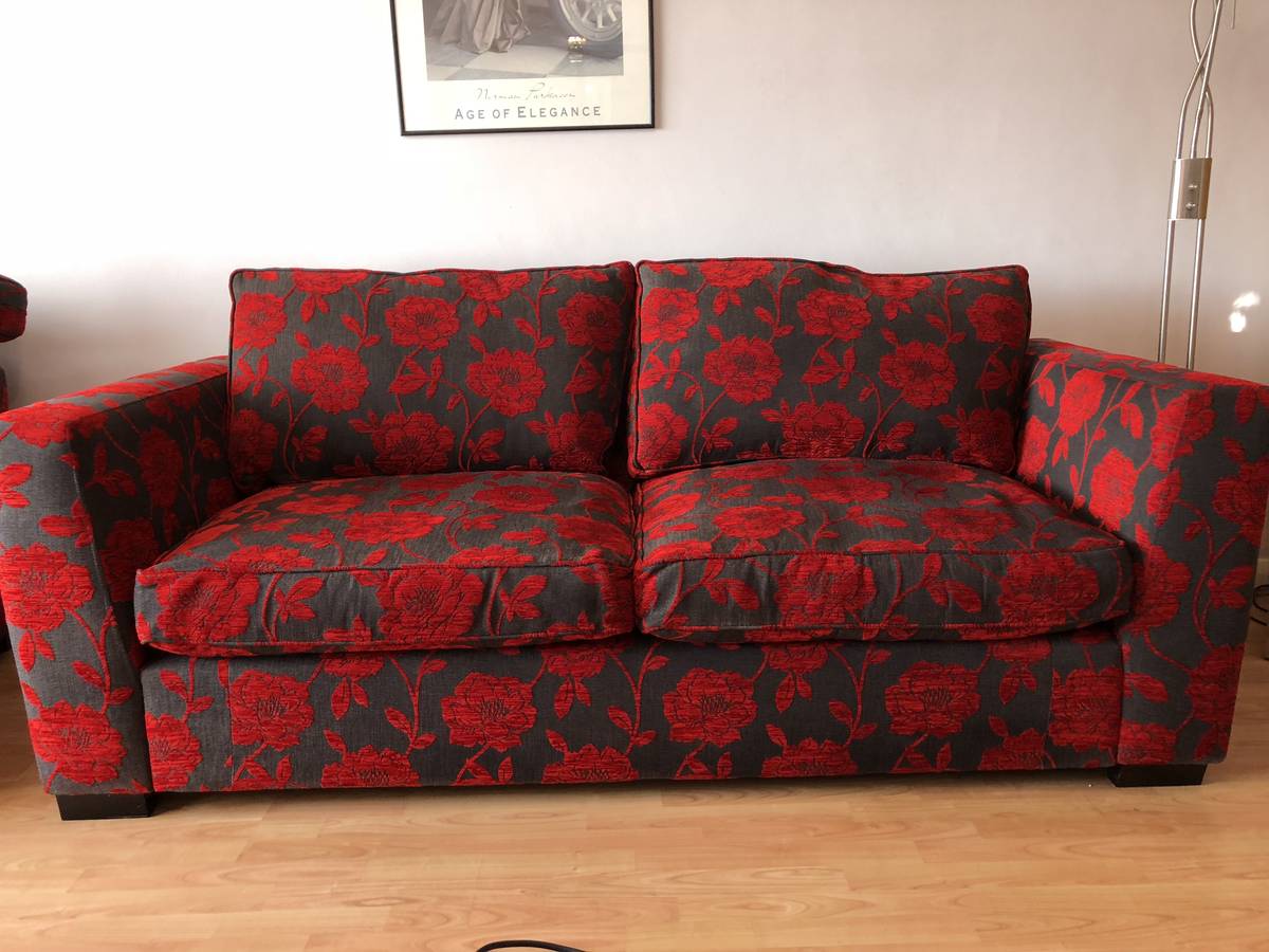 image shows: upholstery cleaning essex